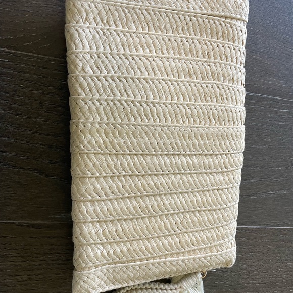 Beautiful summer clutch - Picture 3 of 5